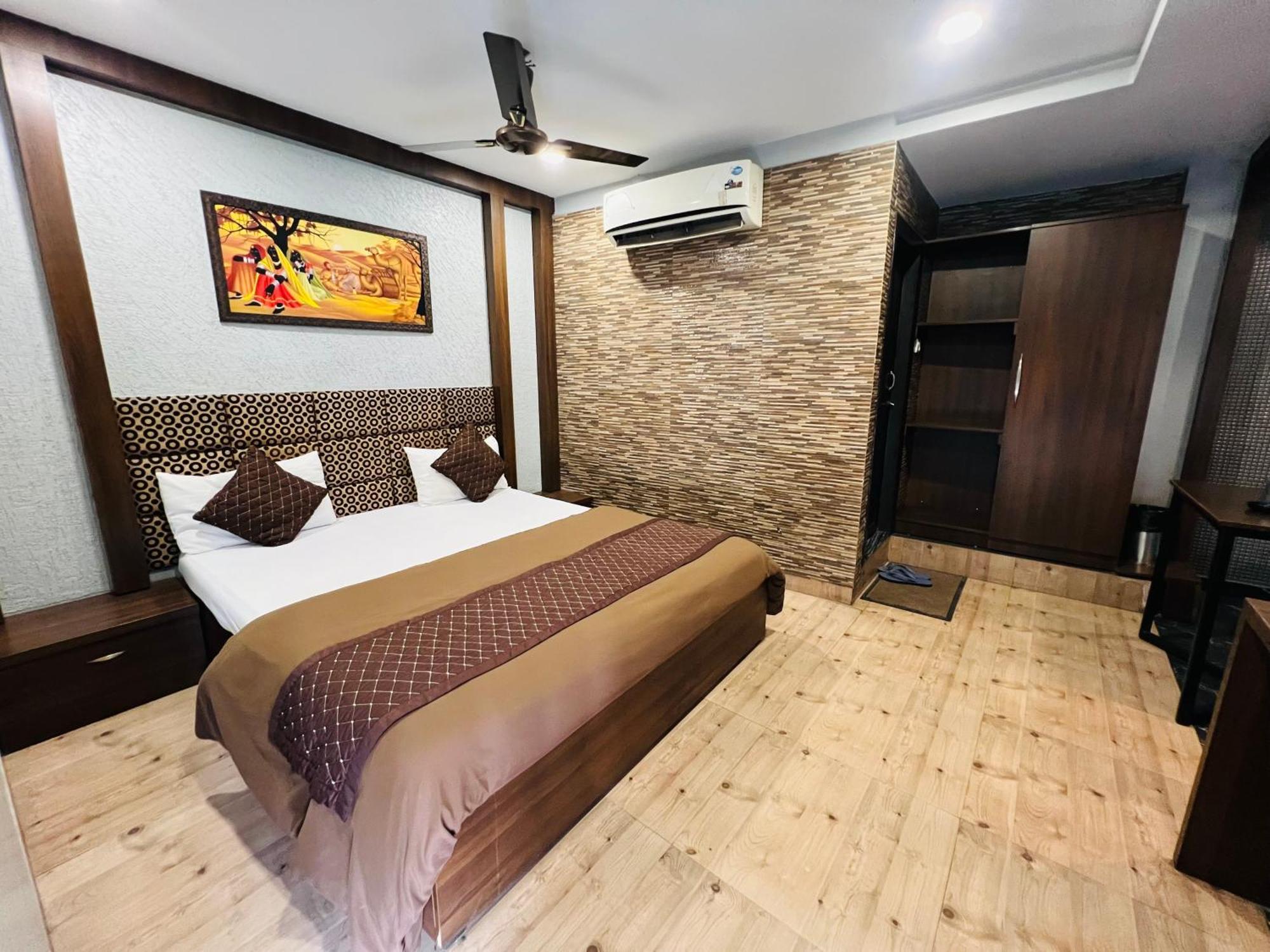 Hotel Sabera Siliguri Bagian luar foto