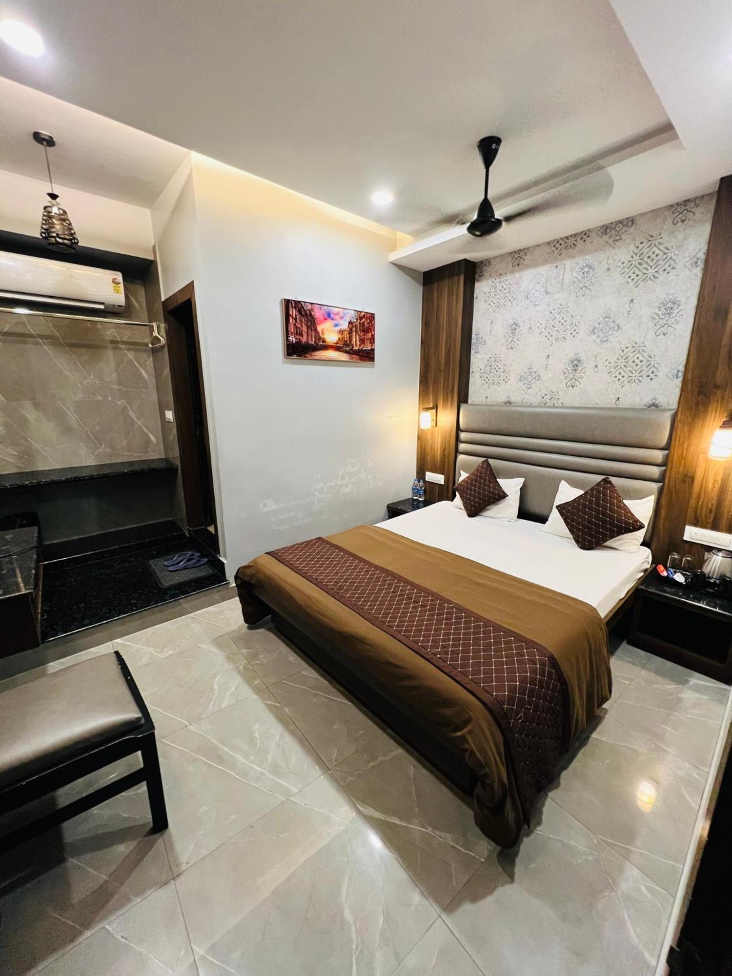 Hotel Sabera Siliguri Bagian luar foto
