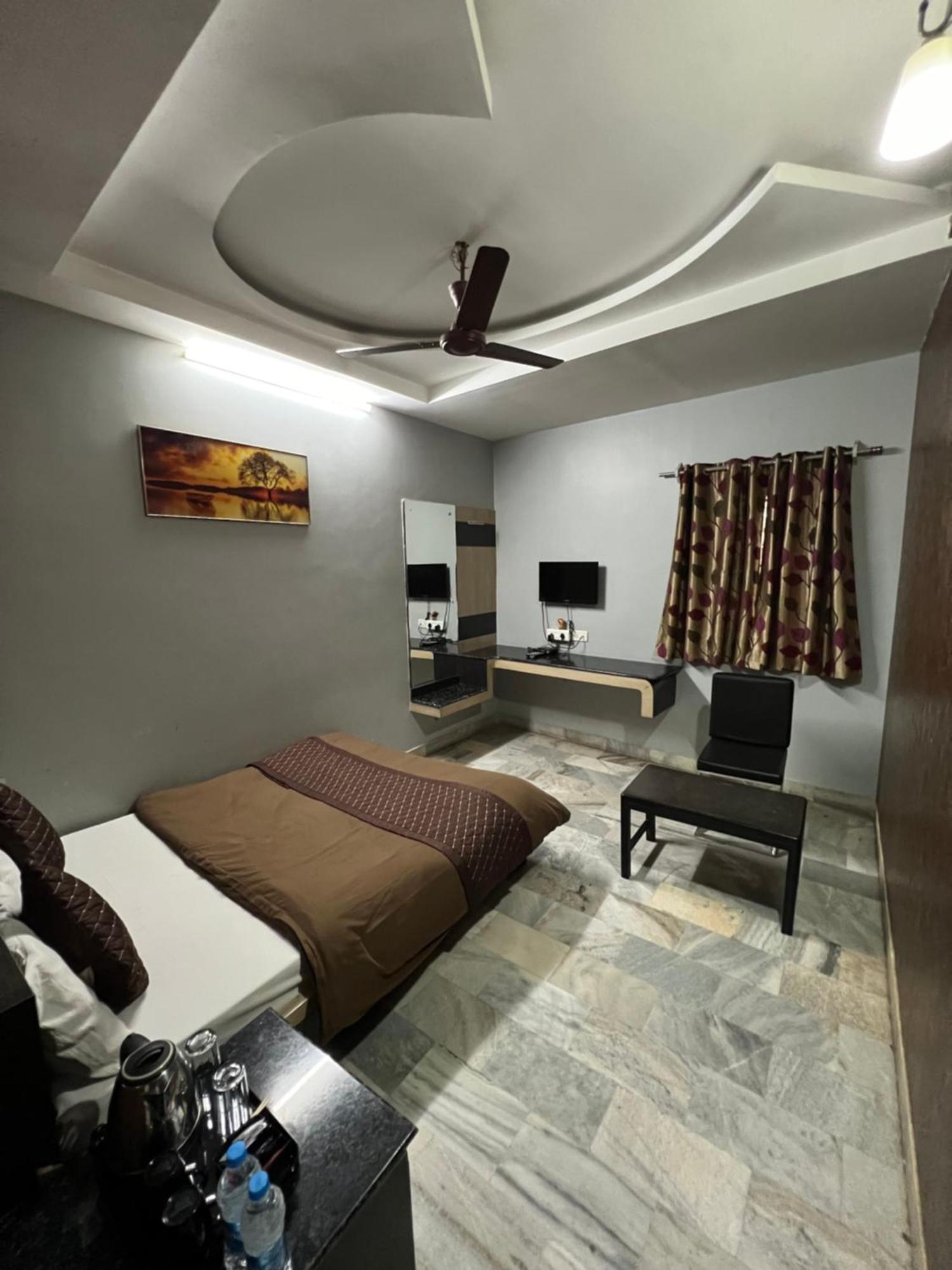 Hotel Sabera Siliguri Bagian luar foto