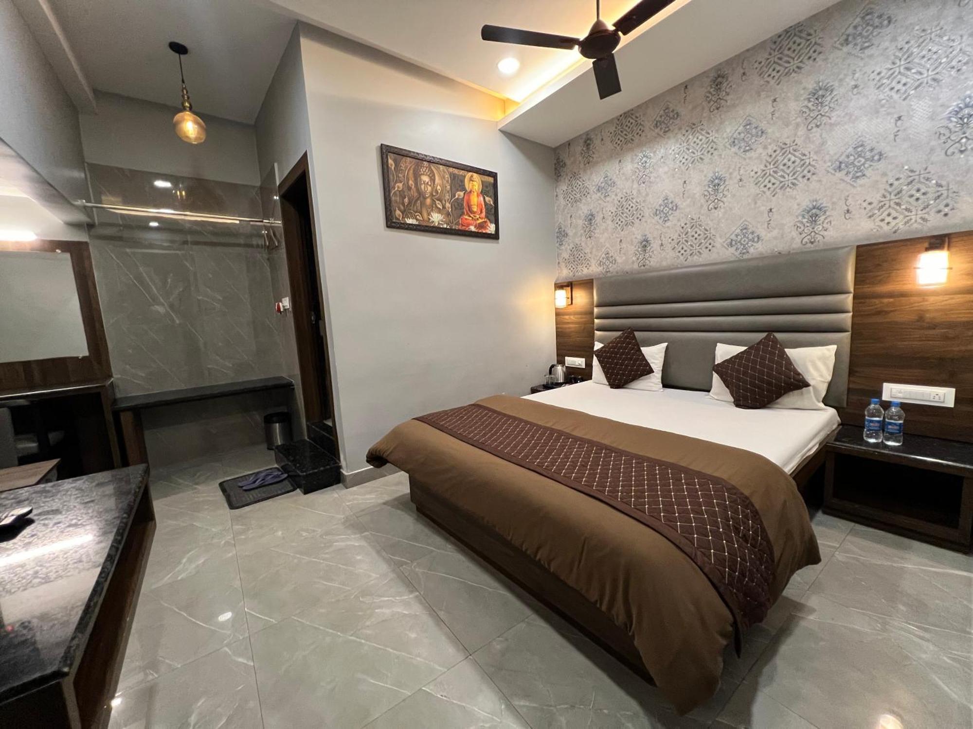 Hotel Sabera Siliguri Bagian luar foto