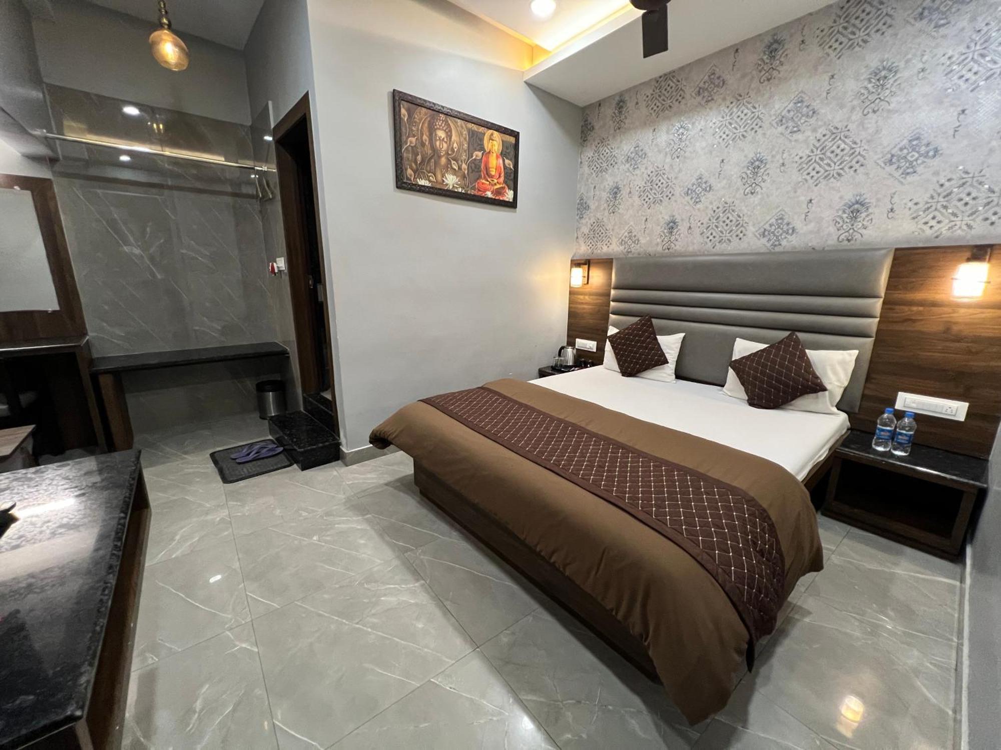 Hotel Sabera Siliguri Bagian luar foto