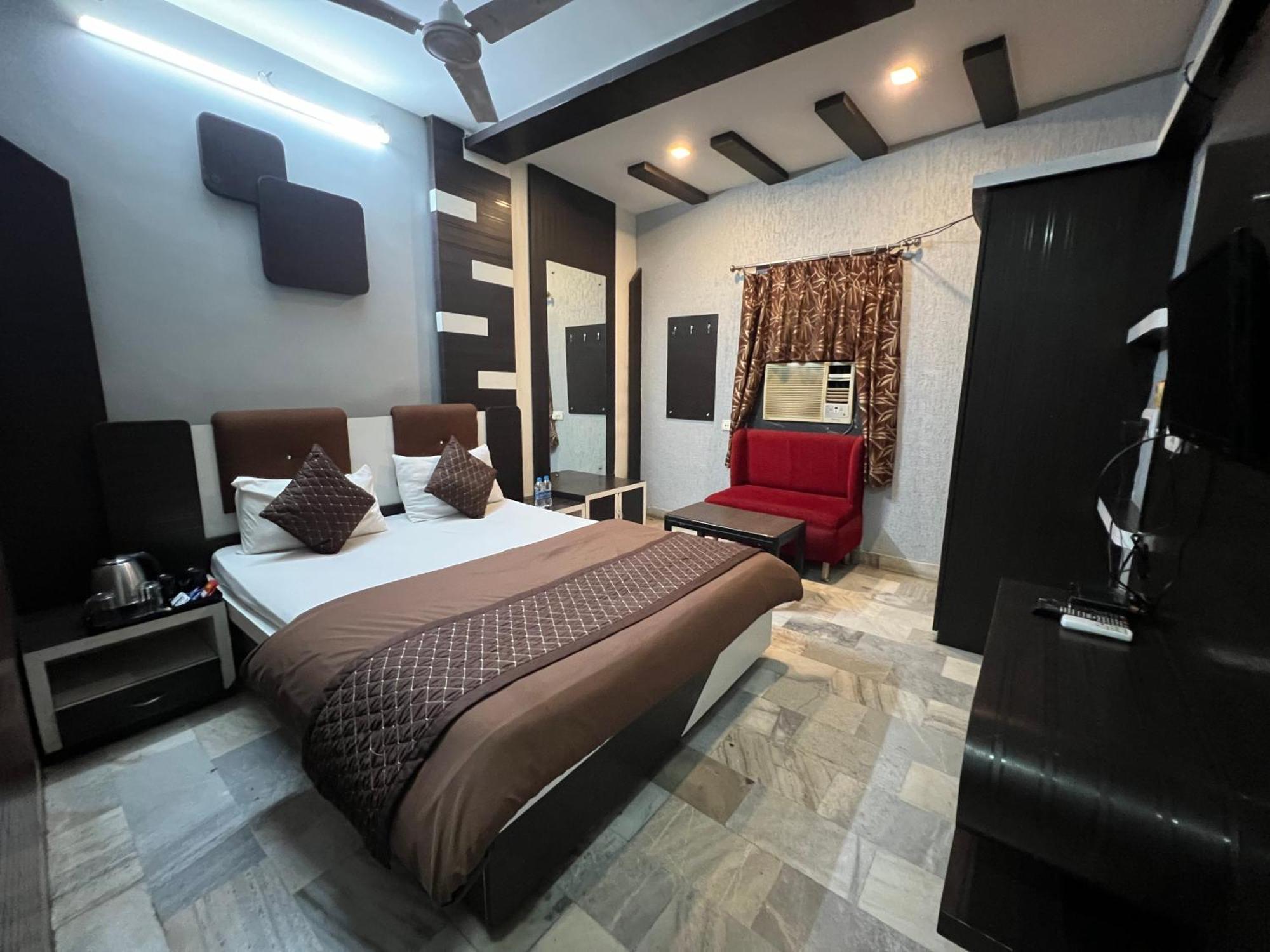Hotel Sabera Siliguri Bagian luar foto