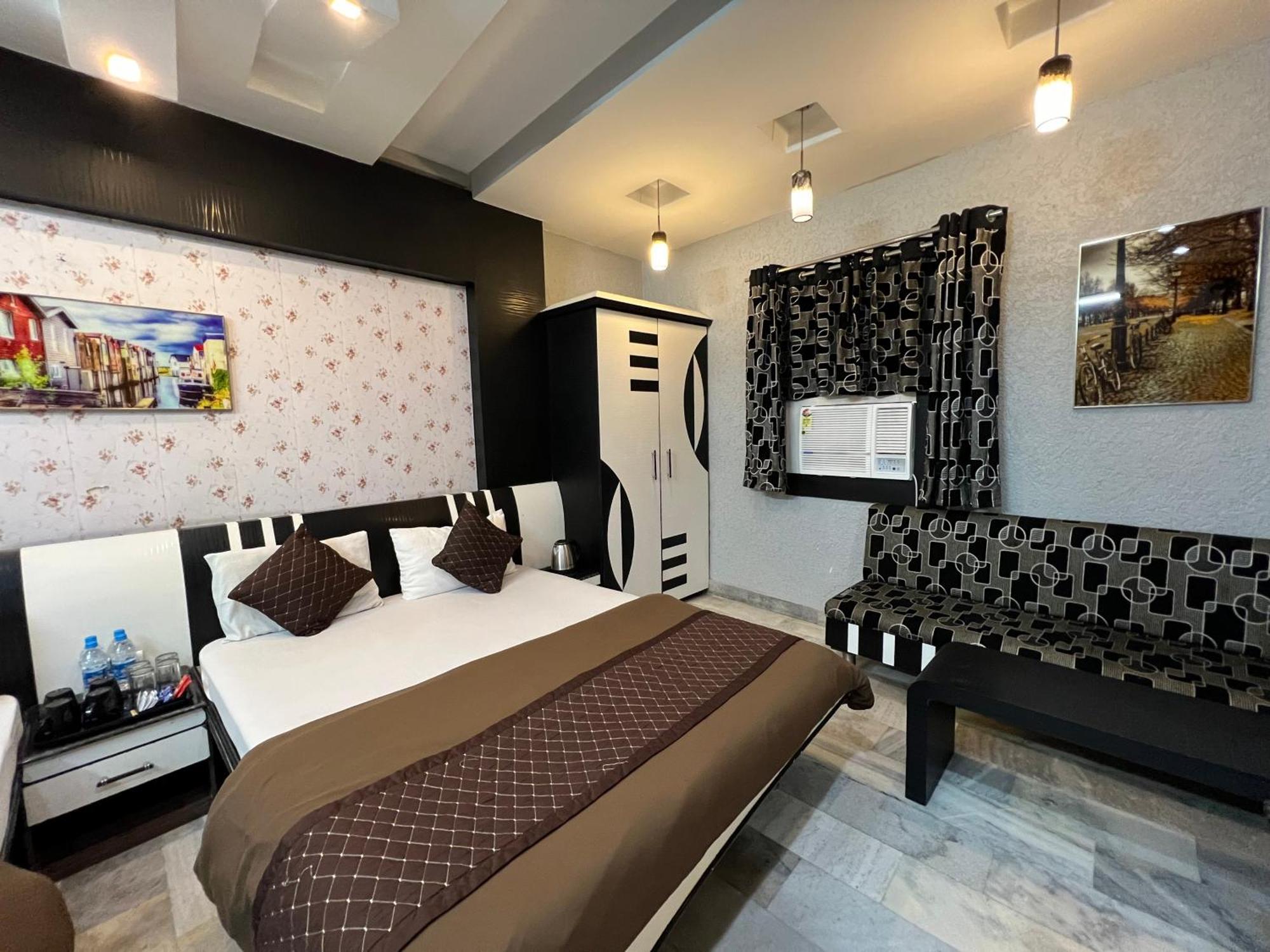 Hotel Sabera Siliguri Bagian luar foto