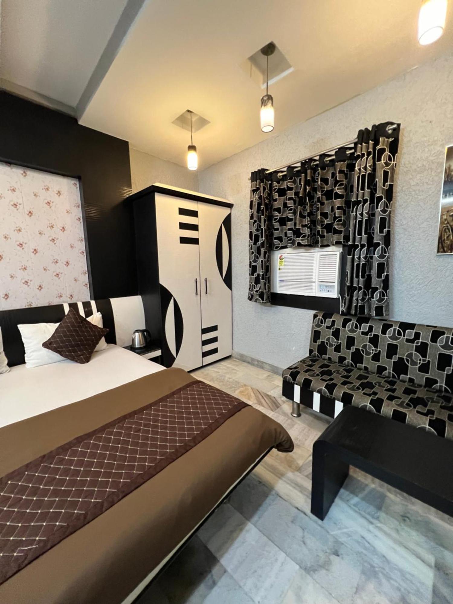 Hotel Sabera Siliguri Bagian luar foto